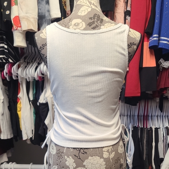 White Ribbed Tank Top - Picture 5 of 7